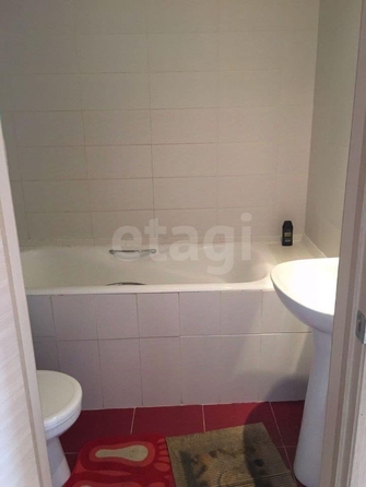 
  Продается 1-комн. квартира, 40 м², Овражная ул, д. 10
. Фото 6.