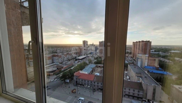 
  Сдается 2-комн. квартира, 80 м², Дуси Ковальчук ул, д. 238
. Фото 14.