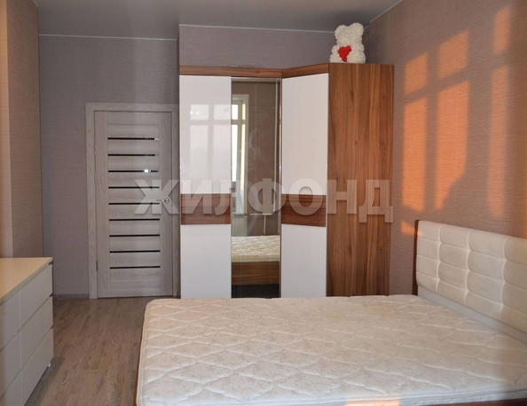 
  Продается 1-комн. квартира, 39.5 м², Райсовета пл, д. 8
. Фото 3.