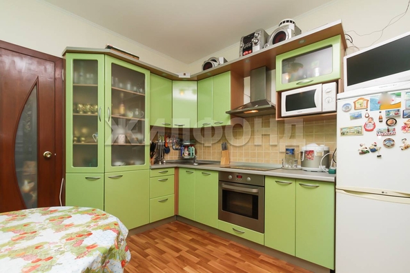 
  Продается 2-комн. квартира, 52.5 м², Краузе ул, д. 19
. Фото 2.