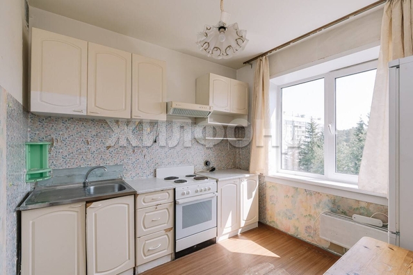 
  Продается 2-комн. квартира, 54.1 м², Экваторная ул, д. 8
. Фото 5.