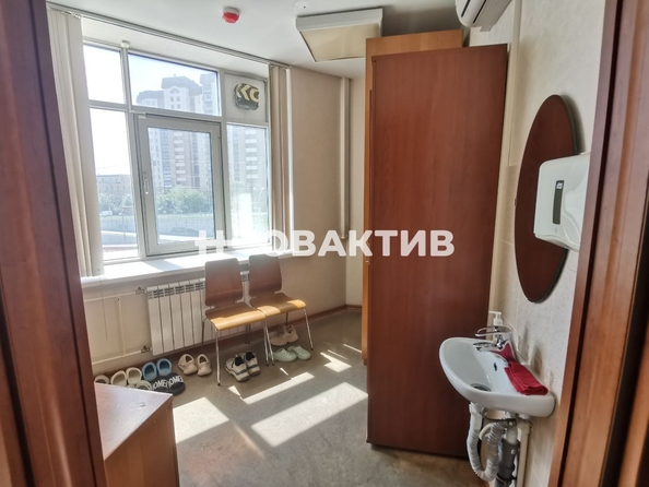 
  Продается офис, 196.1 м², Державина ул, д. 73
. Фото 8.