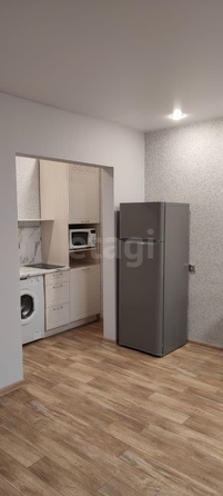 
  Сдается 1-комн. квартира, 38 м², Николая Сотникова ул, д. 14
. Фото 3.