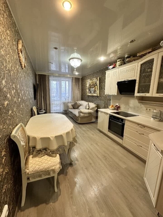 
  Продается 1-комн. квартира, 42.2 м², Виталия Потылицына ул, д. 9/4
. Фото 2.