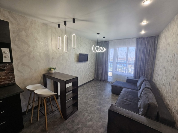 
  Сдается 2-комн. квартира, 35 м², Сибиряков-Гвардейцев ул
. Фото 1.