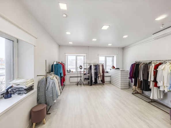
  Сдается универсальное помещение, 31 м², БЦ БЦ Орджоникидзе , 40
. Фото 2.