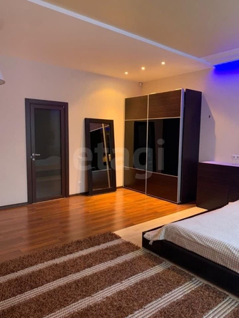 
  Сдается  квартира, 190 м², Красный пр-кт, д. 77б
. Фото 2.