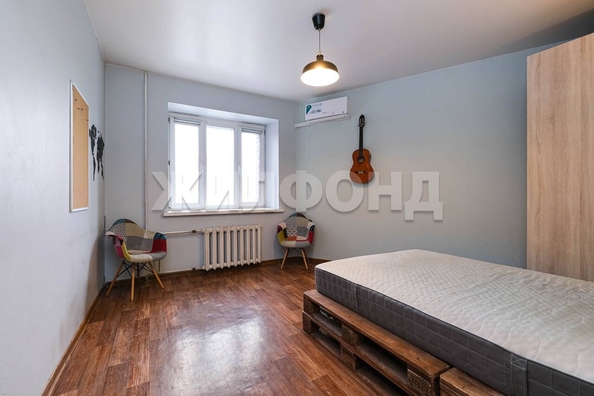 
  Продается 1-комн. квартира, 39.1 м², Лескова ул, д. 15
. Фото 3.