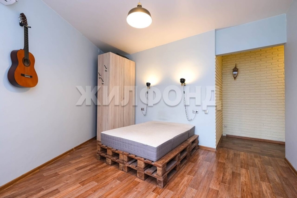 
  Продается 1-комн. квартира, 39.1 м², Лескова ул, д. 15
. Фото 8.