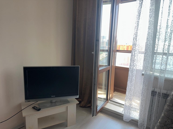 
  Продается 1-комн. квартира, 39.7 м², Военная ул, д. 9/2
. Фото 3.