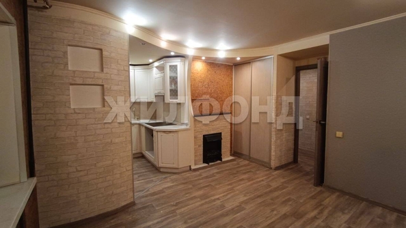 
  Продается 2-комн. квартира, 44 м², Богдана Хмельницкого ул, д. 10/2
. Фото 1.