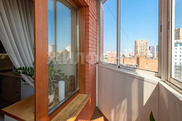 
  Продается 2-комн. квартира, 62 м², Крылова ул, д. 28/1
. Фото 6.