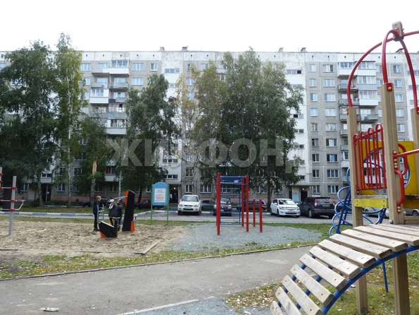 
  Продается 3-комн. квартира, 59.8 м², Полтавская ул, д. 45
. Фото 6.