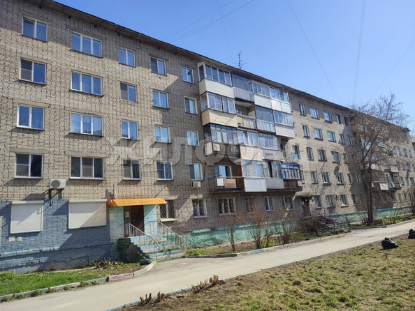
  Продается 3-комн. квартира, 56 м², Большевистская ул, д. 155
. Фото 4.