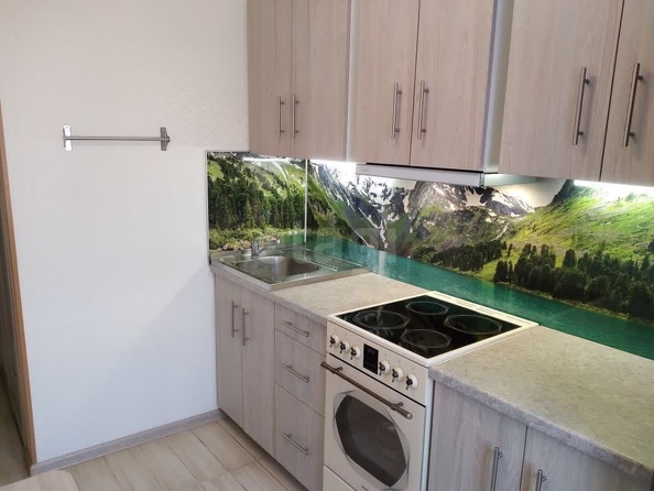 
  Продается 3-комн. квартира, 62 м², Адриена Лежена ул, д. 11
. Фото 3.