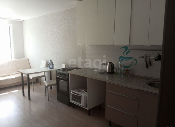 
  Сдается 2-комн. квартира, 42 м², Стрижи мкр, д. 4
. Фото 2.