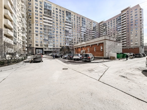 
  Продается 1-комн. квартира, 40 м², Кирова ул, д. 27/3
. Фото 19.