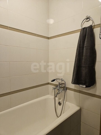 
  Продается 1-комн. квартира, 35 м², Толбухина ул, д. 21
. Фото 9.