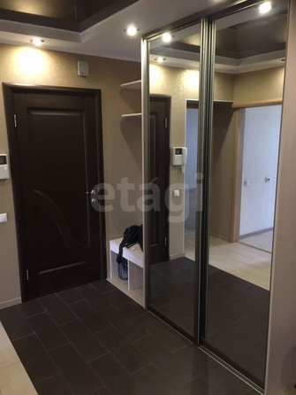 
  Продается 3-комн. квартира, 76.2 м², Холодильная ул, д. 17
. Фото 11.