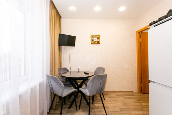 
  Продается 2-комн. квартира, 56.5 м², Петухова ул, д. 95/1
. Фото 22.