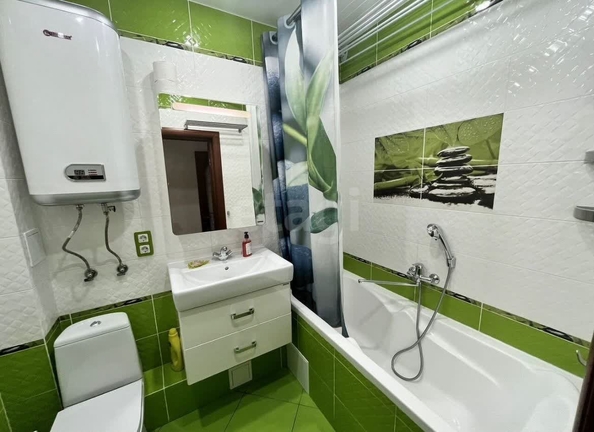 
  Продается 1-комн. квартира, 38.2 м², Беловежская ул, д. 4/1
. Фото 3.