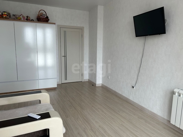 
  Продается 3-комн. квартира, 83 м², ЖК Радужный каскад, б/с 19
. Фото 4.