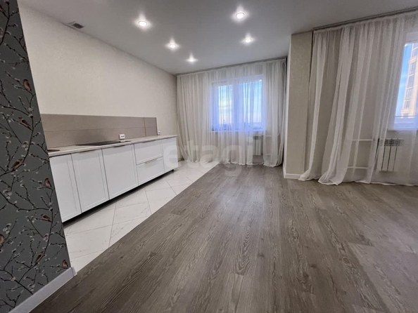 
  Сдается 3-комн. квартира, 120 м², Дуси Ковальчук ул, д. 244
. Фото 2.