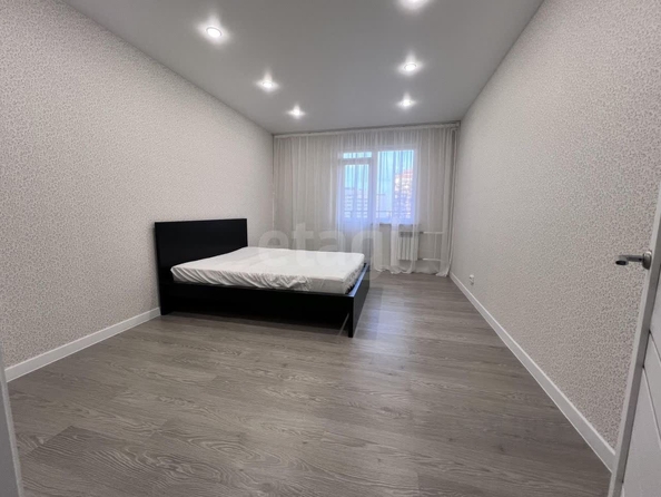 
  Сдается 3-комн. квартира, 120 м², Дуси Ковальчук ул, д. 244
. Фото 7.