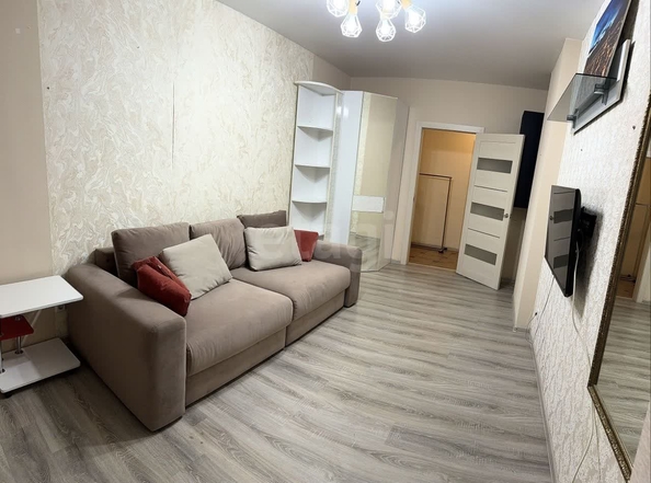 
  Сдается 1-комн. квартира, 40 м², Крылова ул, д. 34
. Фото 2.