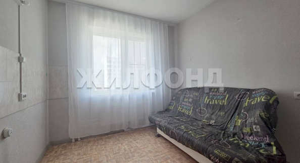 
  Продается 1-комн. квартира, 37.5 м², Титова ул, д. 234/1
. Фото 3.
