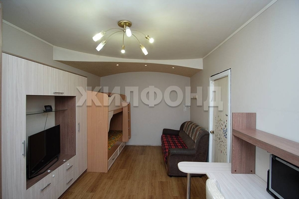 
  Продается 2-комн. квартира, 43.3 м², Вертковская ул, д. 19
. Фото 3.