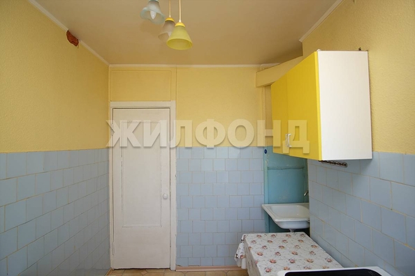 
  Продается 2-комн. квартира, 43.3 м², Вертковская ул, д. 19
. Фото 6.