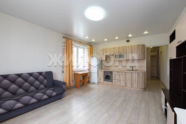 
  Продается 2-комн. квартира, 56.14 м², Николая Сотникова ул, д. 15
. Фото 1.