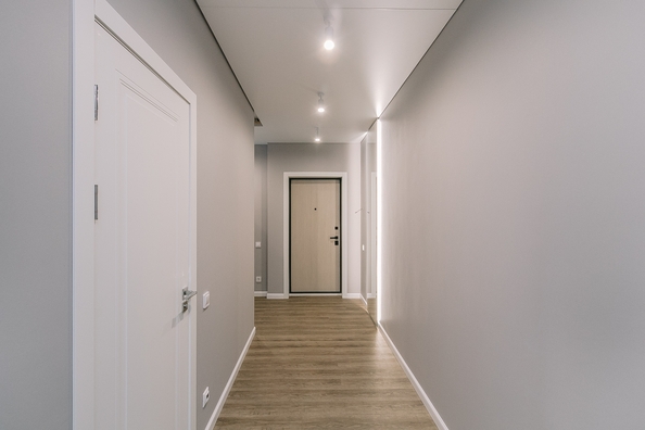 
  Сдается 3-комн. квартира, 87 м², Владимира Заровного ул, д. 8
. Фото 2.