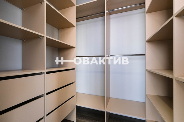 
  Сдается 3-комн. квартира, 93.4 м², Владимира Заровного ул, д. 24
. Фото 8.