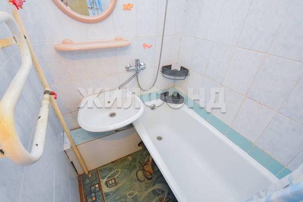 
  Продается 3-комн. квартира, 60 м², Новоуральская ул, д. 27
. Фото 11.