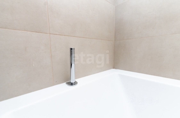 
  Сдается 1-комн. квартира, 40 м², Владимира Заровного ул, д. 38
. Фото 2.