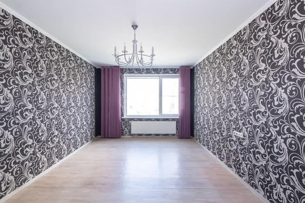 
  Продается 3-комн. квартира, 90.4 м², Кирова ул, д. 25
. Фото 13.