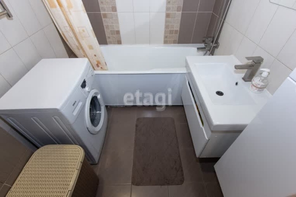 
  Продается 3-комн. квартира, 72 м², Дмитрия Шмонина ул, д. 9
. Фото 13.