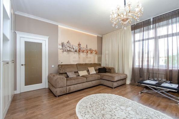 
  Продается 2-комн. квартира, 84 м², Октябрьская ул, д. 34
. Фото 4.