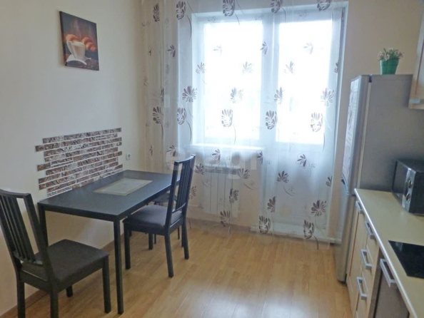 
  Сдается 1-комн. квартира, 39 м², Крылова ул, д. 64/1
. Фото 8.