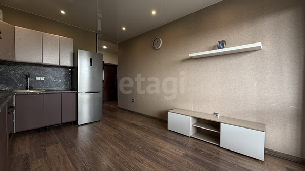 
  Продается 1-комн. квартира, 38.8 м², Заречная ул, д. 23
. Фото 2.