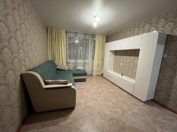 
  Сдается 1-комн. квартира, 35 м², Киевская ул, д. 9
. Фото 1.