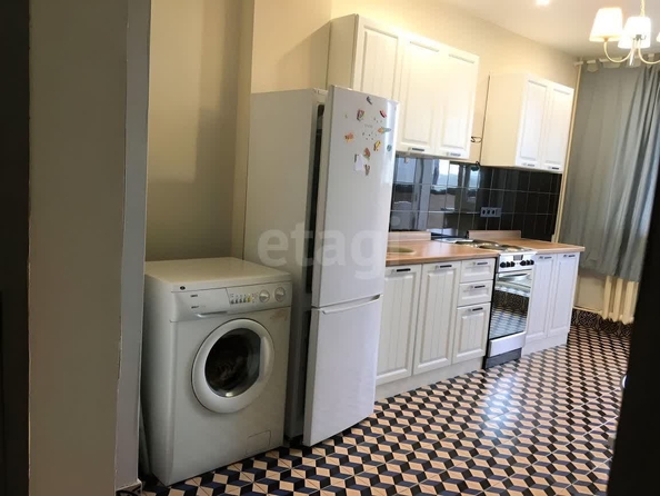 
  Сдается 1-комн. квартира, 50 м², Кропоткина ул, д. 96/1
. Фото 2.
