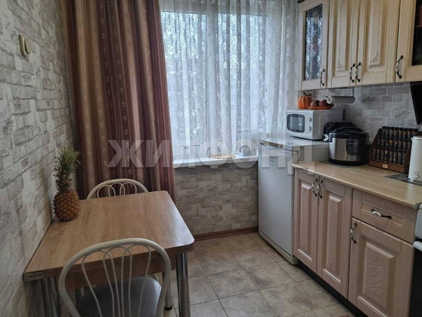 
  Продается 3-комн. квартира, 58.1 м², Крылова ул, д. 53
. Фото 3.