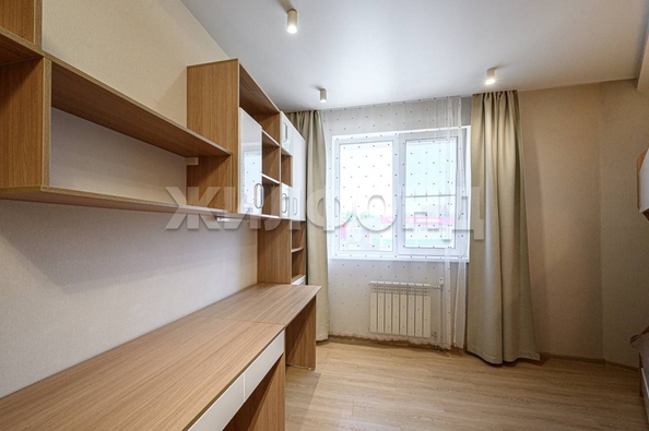 
  Продается 3-комн. квартира, 74.8 м², Лескова ул, д. 27
. Фото 13.