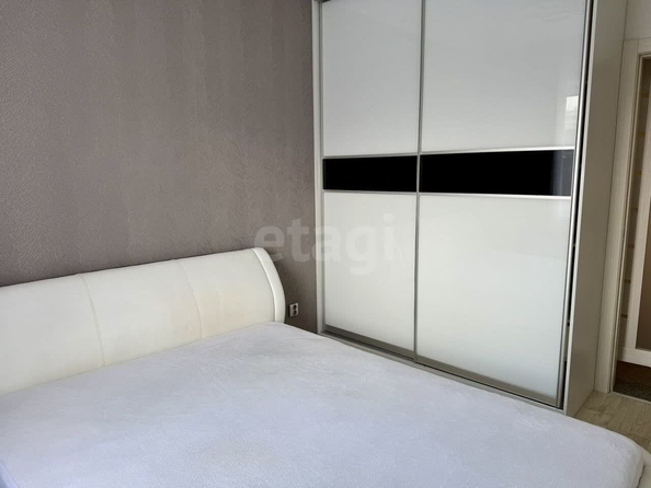 
  Сдается 3-комн. квартира, 84 м², Титова ул, д. 242
. Фото 7.