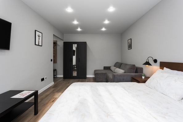 
  Сдается посуточно 2-комн. квартира, 52 м², Орджоникидзе ул, д. 27
. Фото 9.