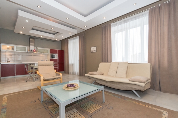 
  Сдается посуточно 1-комн. квартира, 40 м², Семьи Шамшиных ул, д. 4
. Фото 5.