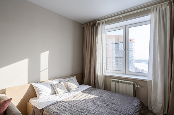 
  Сдам посуточно 1-комн. квартиру, 40 м², 2-я Обская ул, д. 154
. Фото 2.